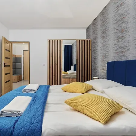 Апартаменты Nowa Manufaktura Krzyki By Renters *