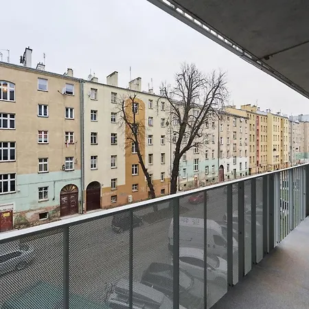 Apartment Nowa Manufaktura Krzyki By Renters