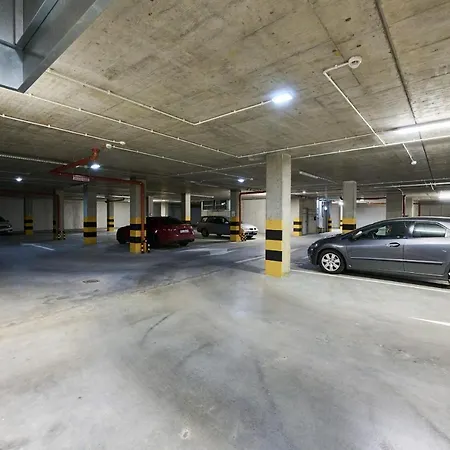 Nowa Manufaktura Krzyki By Renters Breslau