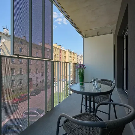 Nowa Manufaktura Krzyki By Renters Apartment