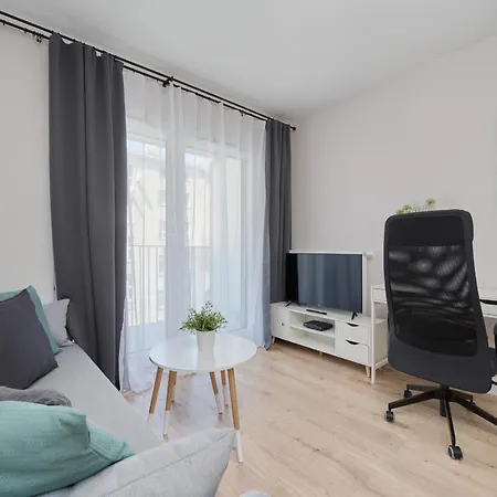 Nowa Manufaktura Krzyki By Renters Apartmán *