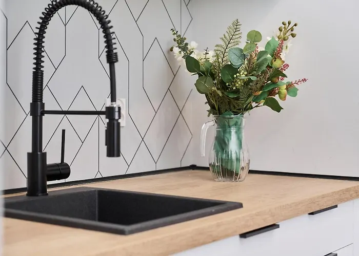 Nowa Manufaktura Krzyki By Renters