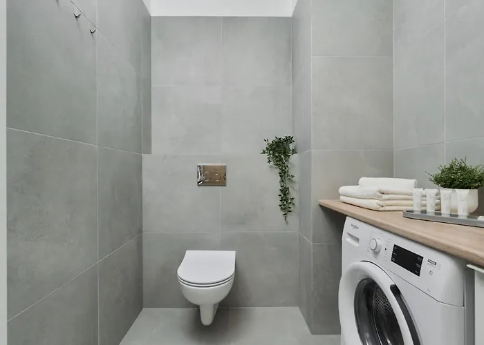 Nowa Manufaktura Krzyki By Renters